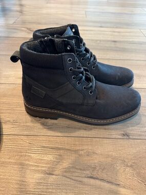 Men’s Outpost Makers black lace up boots size 9 nwt